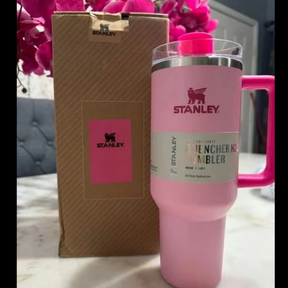 Flamingo Barbie pink Stanley Quencher H2.0 FlowState Tumbler 40oz Cup USA stock